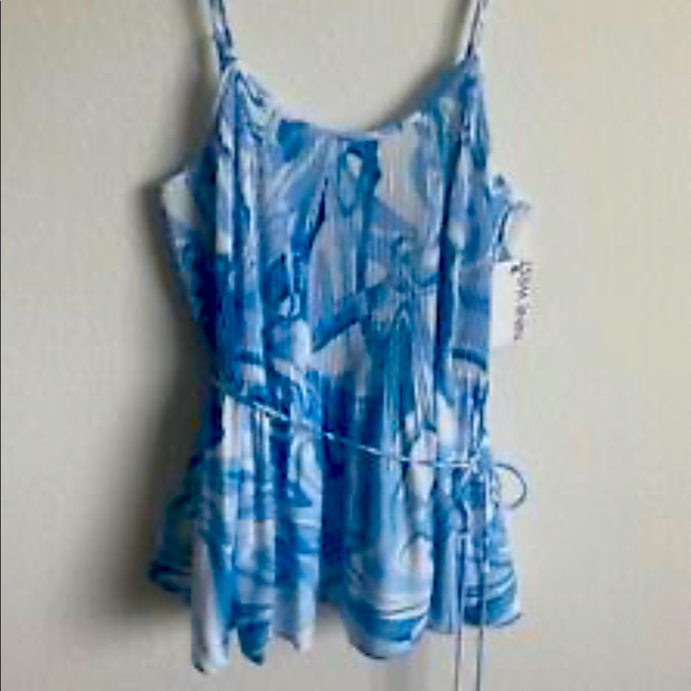 Nine West tank with tie